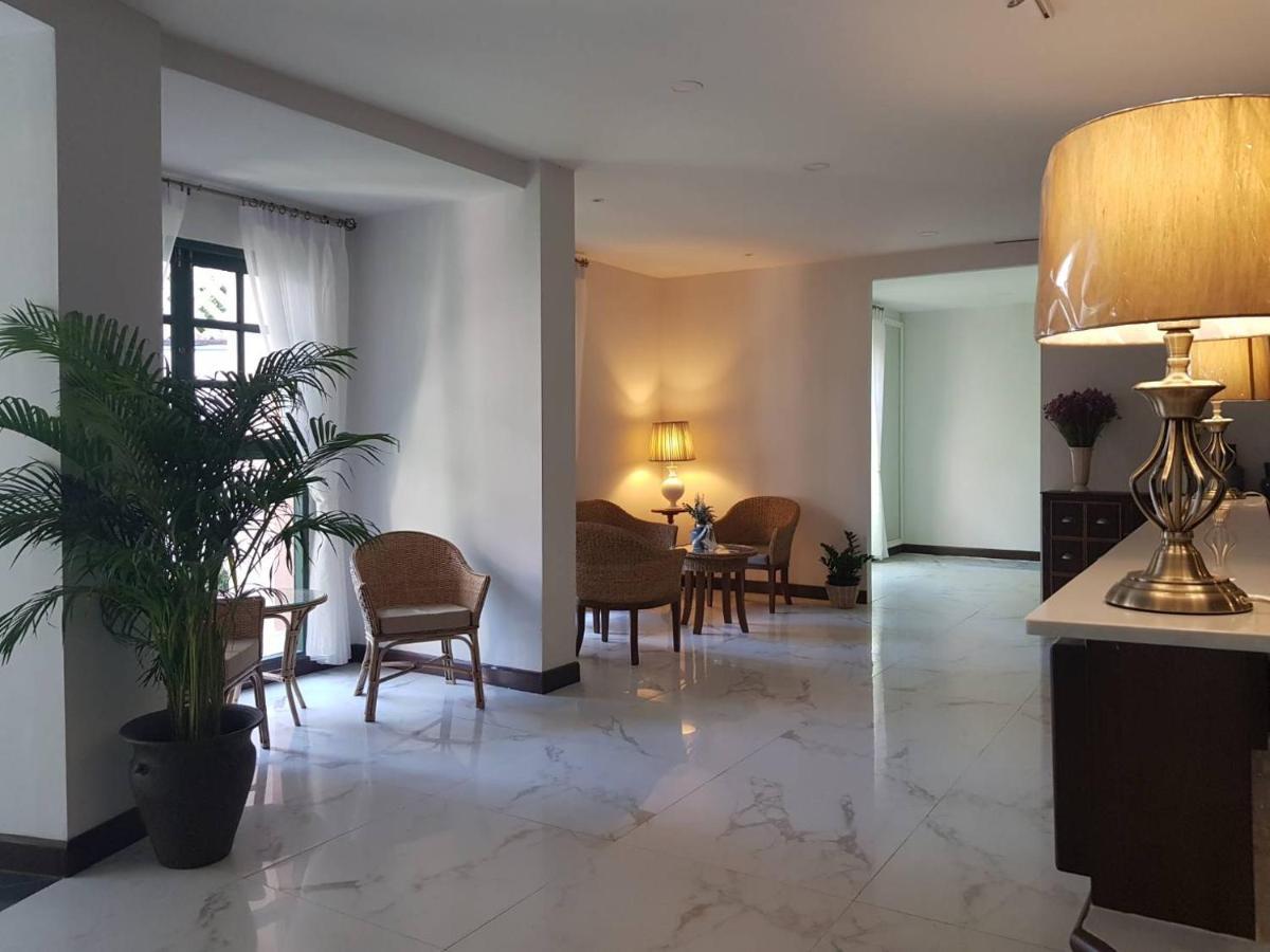 Hotel Rosy Chiang Mai Buitenkant foto