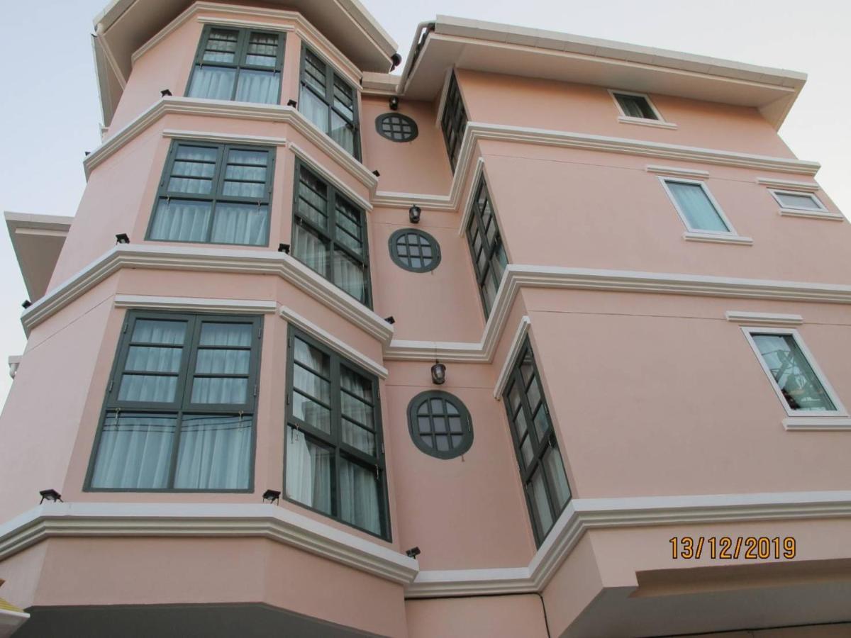 Hotel Rosy Chiang Mai Buitenkant foto