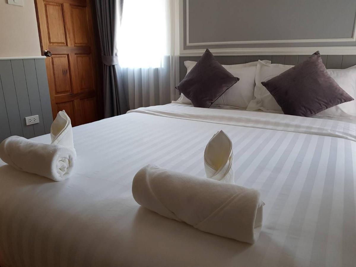 Hotel Rosy Chiang Mai Buitenkant foto